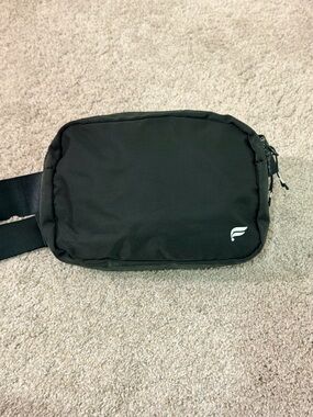 Fabletics Dark Green Crossbody/Belt Bag